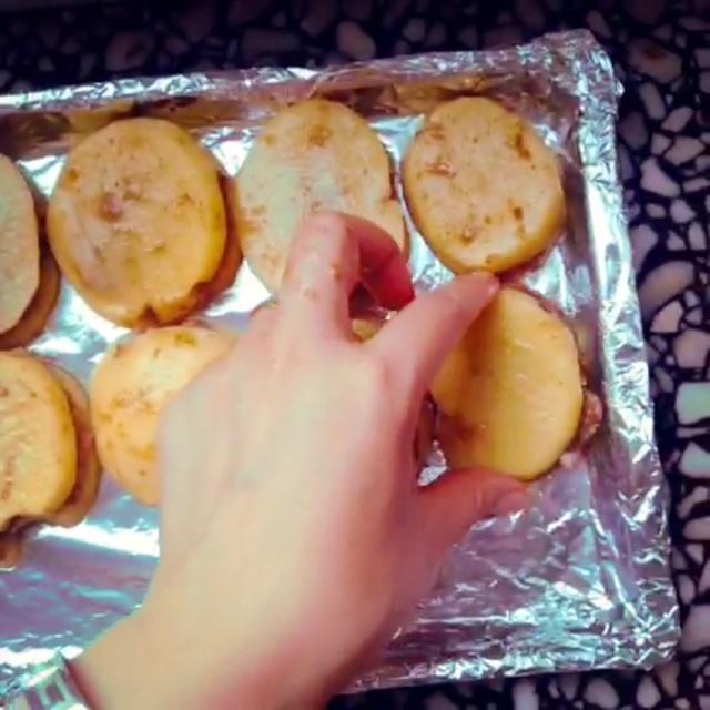 烤土豆小肉餅的做法 步骤4