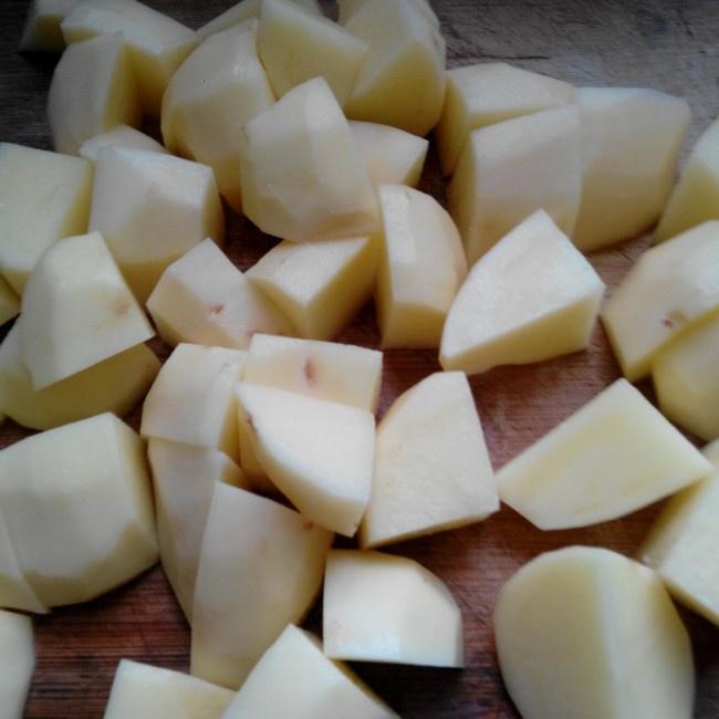 孜然（香辣）小土豆塊的做法 步骤1