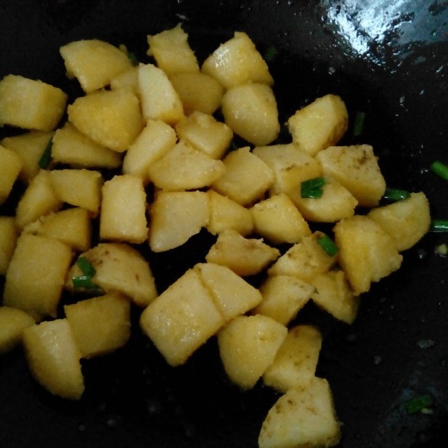 孜然（香辣）小土豆塊的做法 步骤6