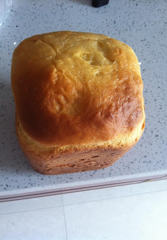 家庭自治甜面包（用面包機哦）的做法 步骤4