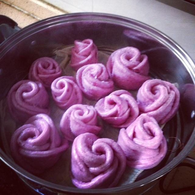 紫薯玫瑰饅頭的做法 步骤2