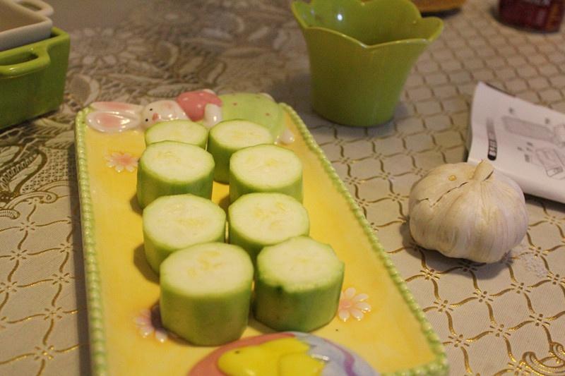 絲瓜釀肉丸的做法 步骤3
