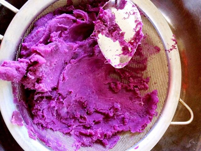 紫薯蓮蓉月餅的做法 步骤3