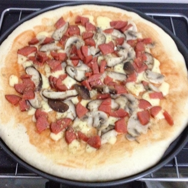 蘑菇蒜腸披薩的做法 步骤6