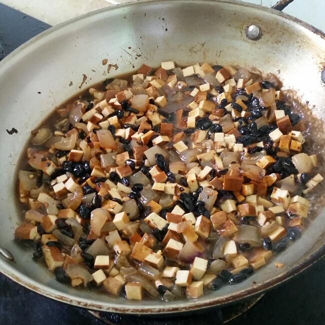 香干豆豉肉皮（超級下飯）的做法 步骤6
