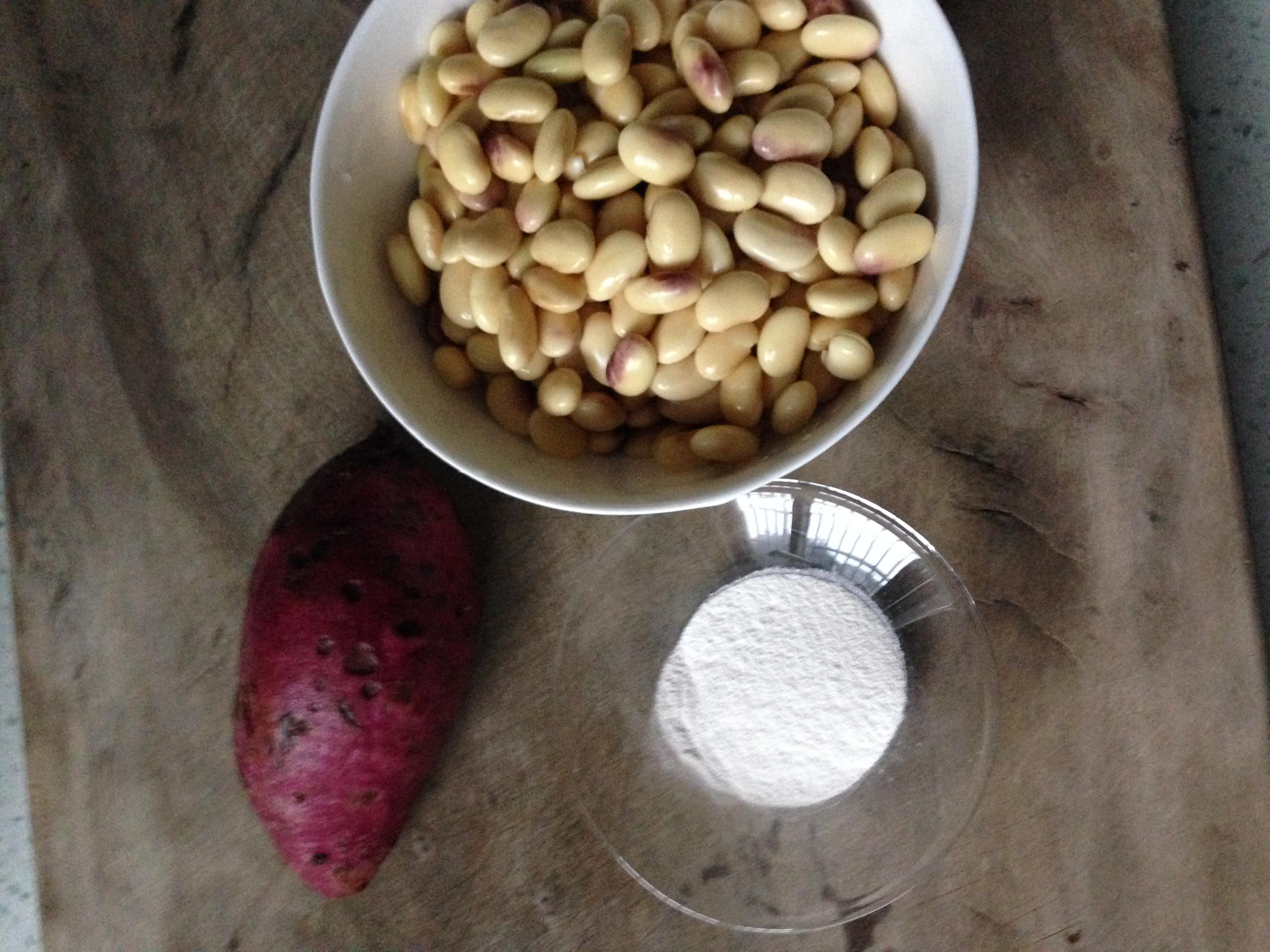 茯苓紫薯豆漿的做法 步骤1