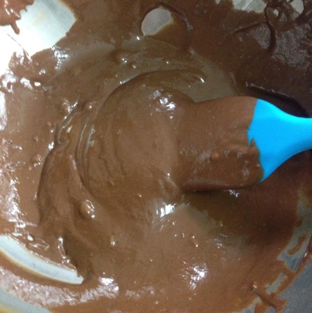 電飯煲版流心巧克力蛋糕的做法 步骤4