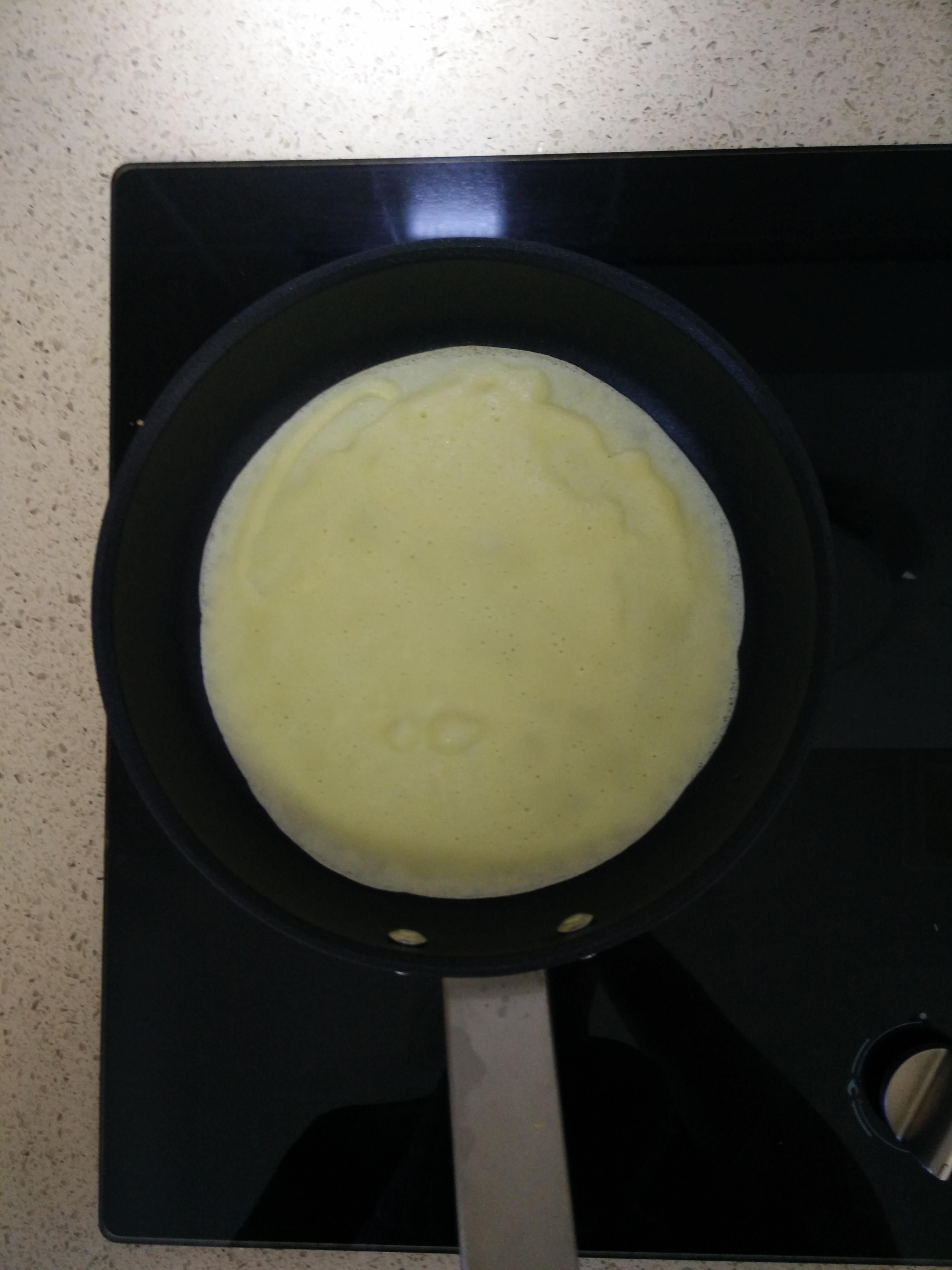 【Julia Child】Gâteau de cr　pes 　 la cr　me frangipane菠菜蘑菇千層餅的做法 步骤3