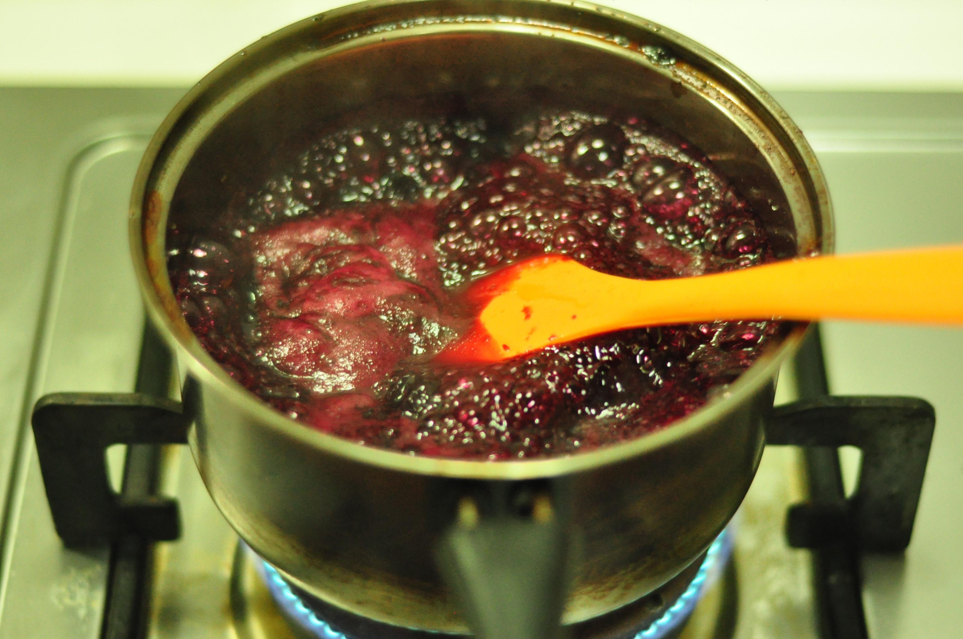 藍莓果醬的做法 步骤5