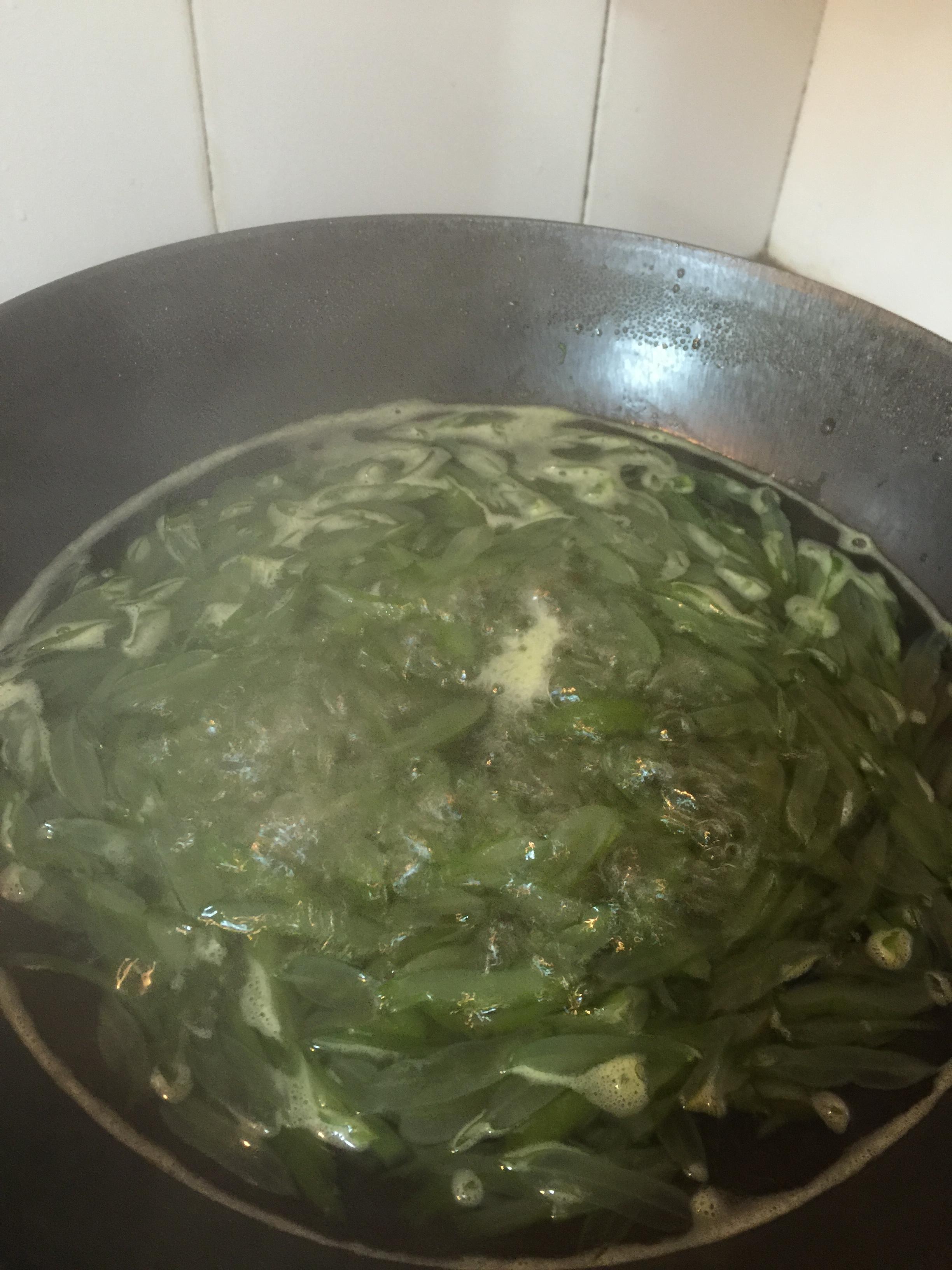 涼拌海白菜的做法 步骤3