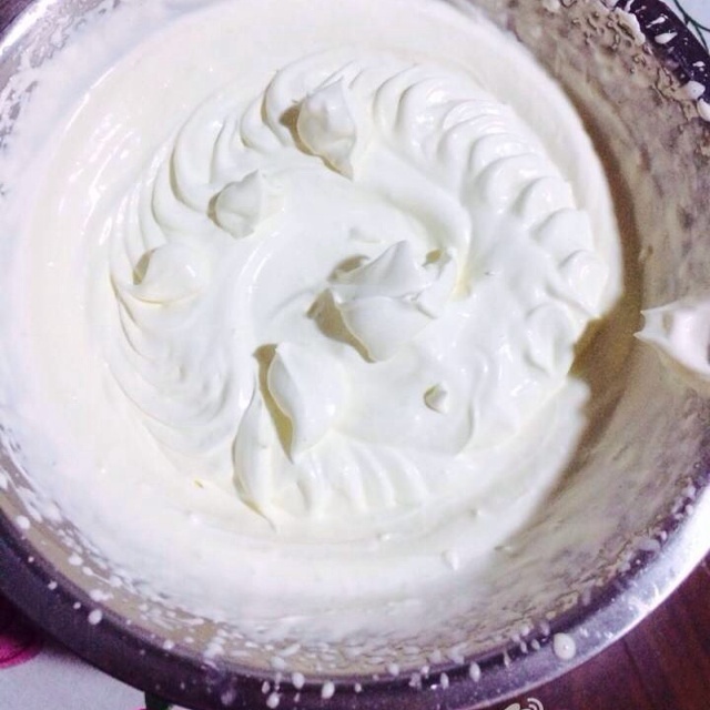 奧利奧凍芝士獼猴桃蛋糕（簡單好吃免烤）的做法 步骤5