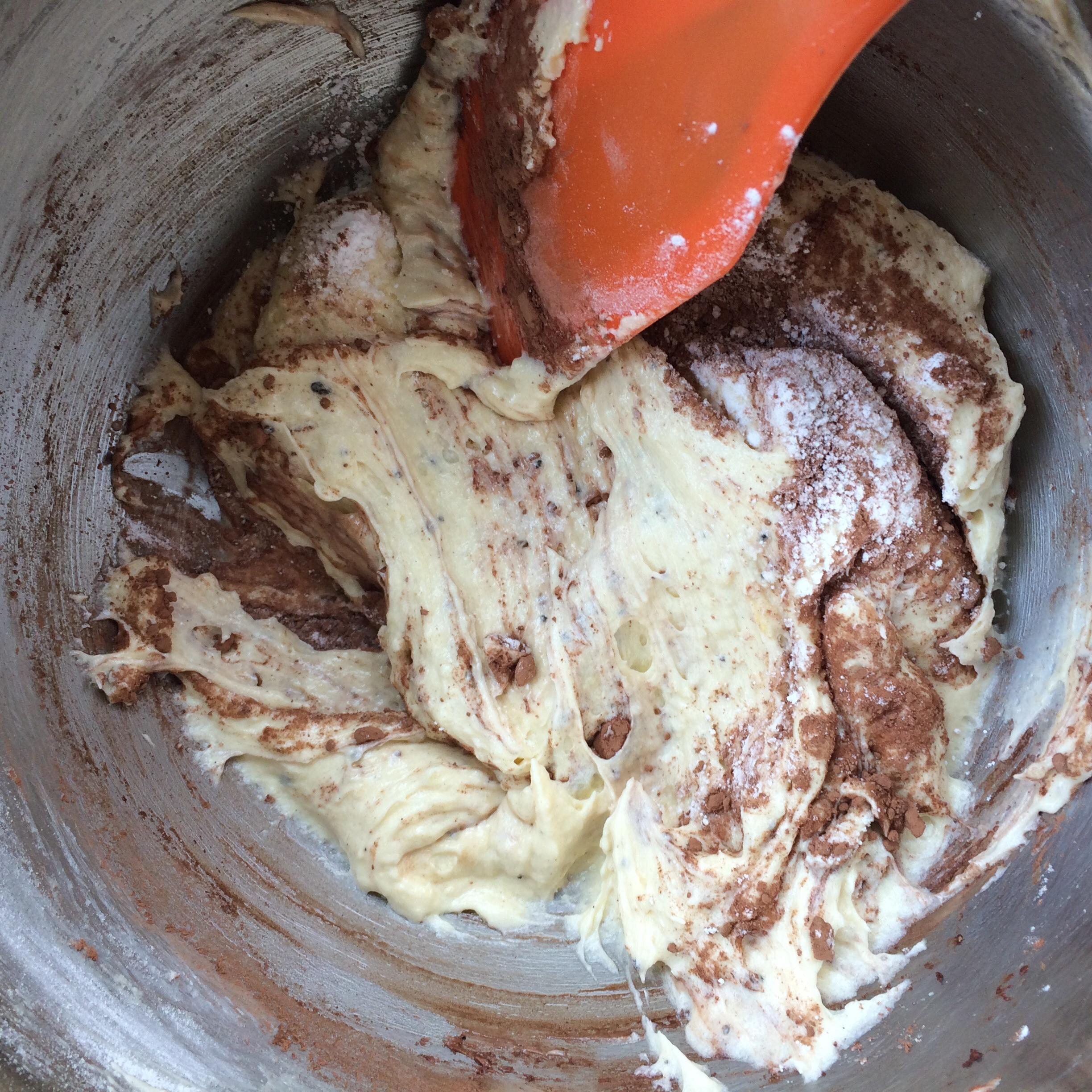 格勒諾布爾巧克力核桃裝逼磅蛋糕（加淋面）的做法 步骤2