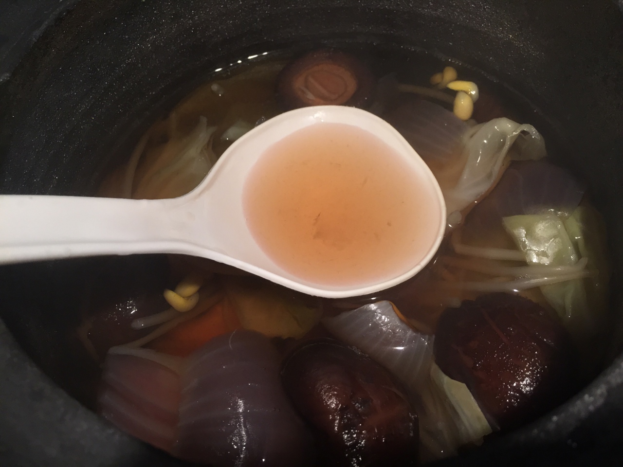 素高湯（冬日暖鍋湯底）的做法 步骤5