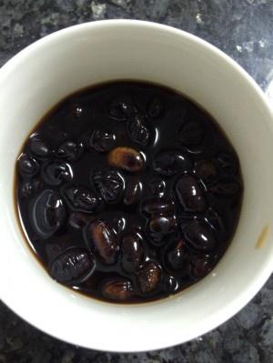 香煎饅頭片+黑豆黑米糊的做法 步骤1