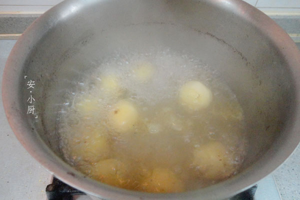 咖喱香煎小土豆的做法 步骤3