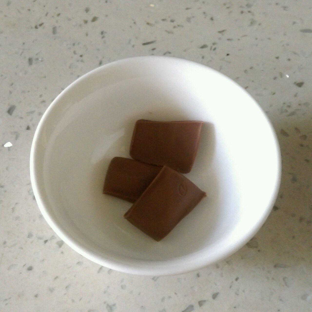 超簡單的巧克力醬的做法 步骤2