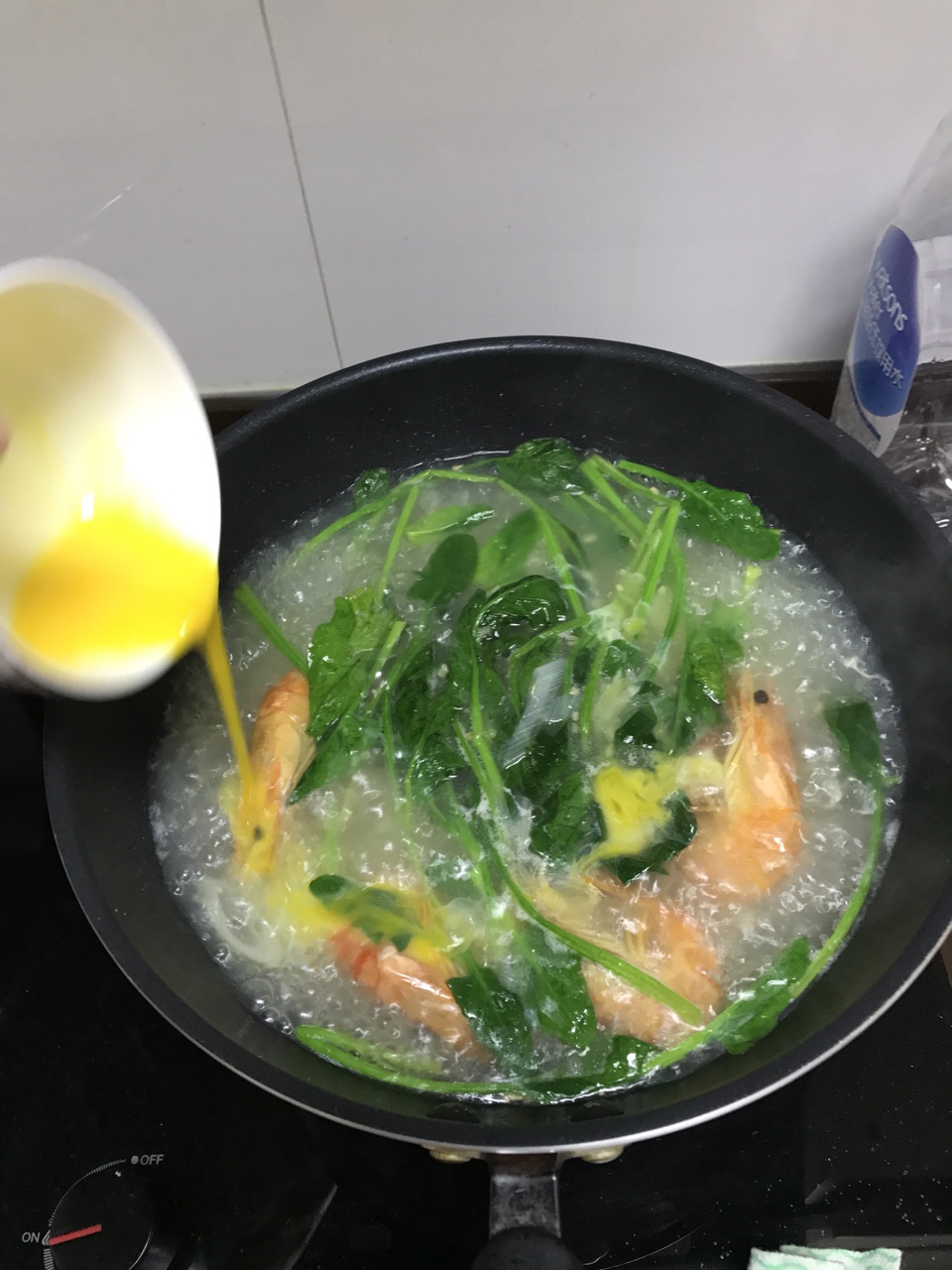 菠菜土豆干蝦湯的做法 步骤6