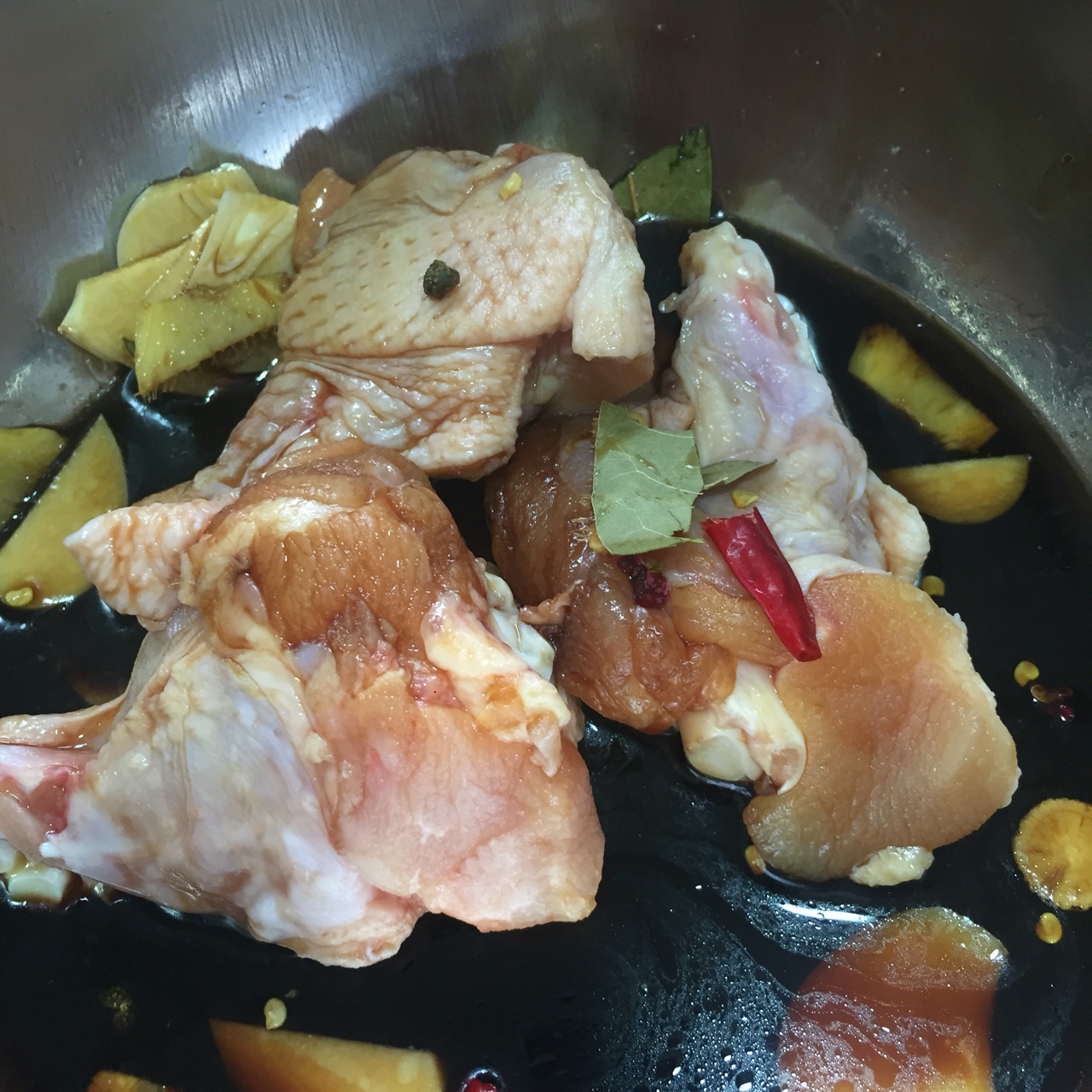 電飯鍋香菇炖翅根的做法 步骤1