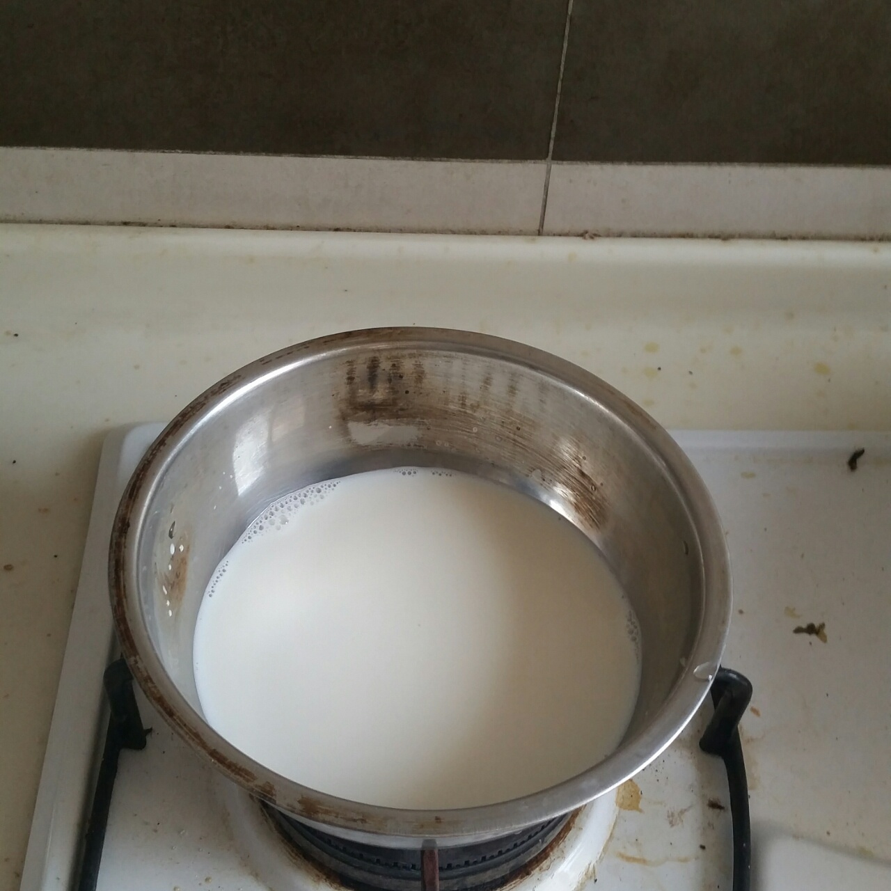 煮奶茶（超簡單，0失敗）的做法 步骤2