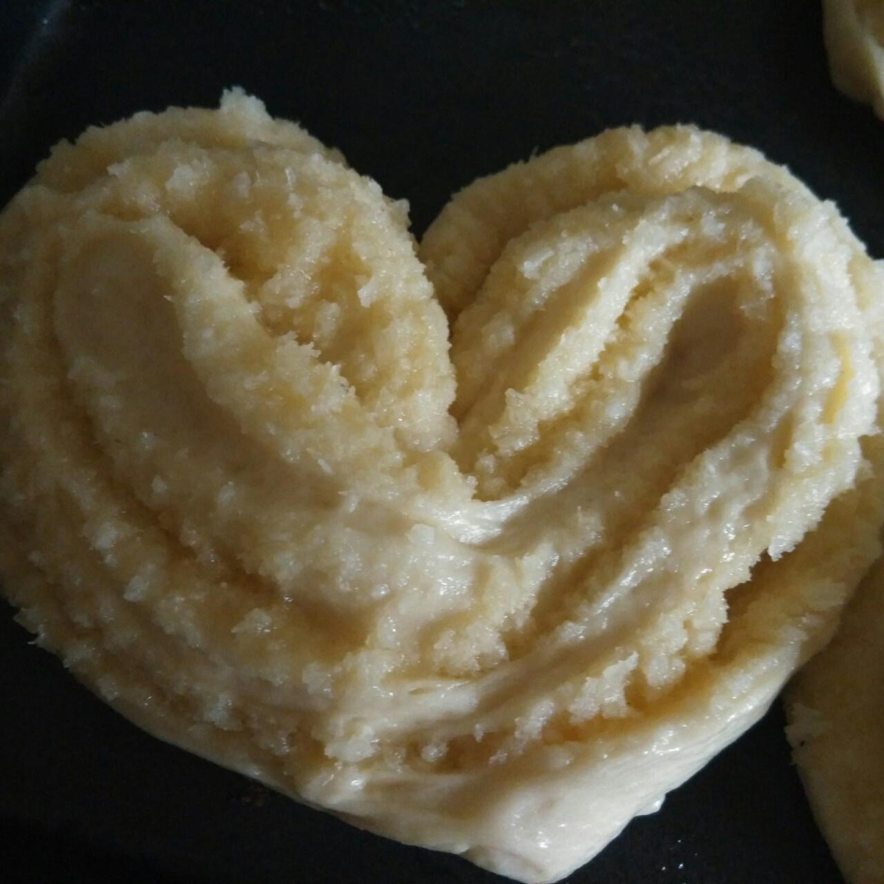 心形椰蓉面包-滿滿的都是愛的做法 步骤14