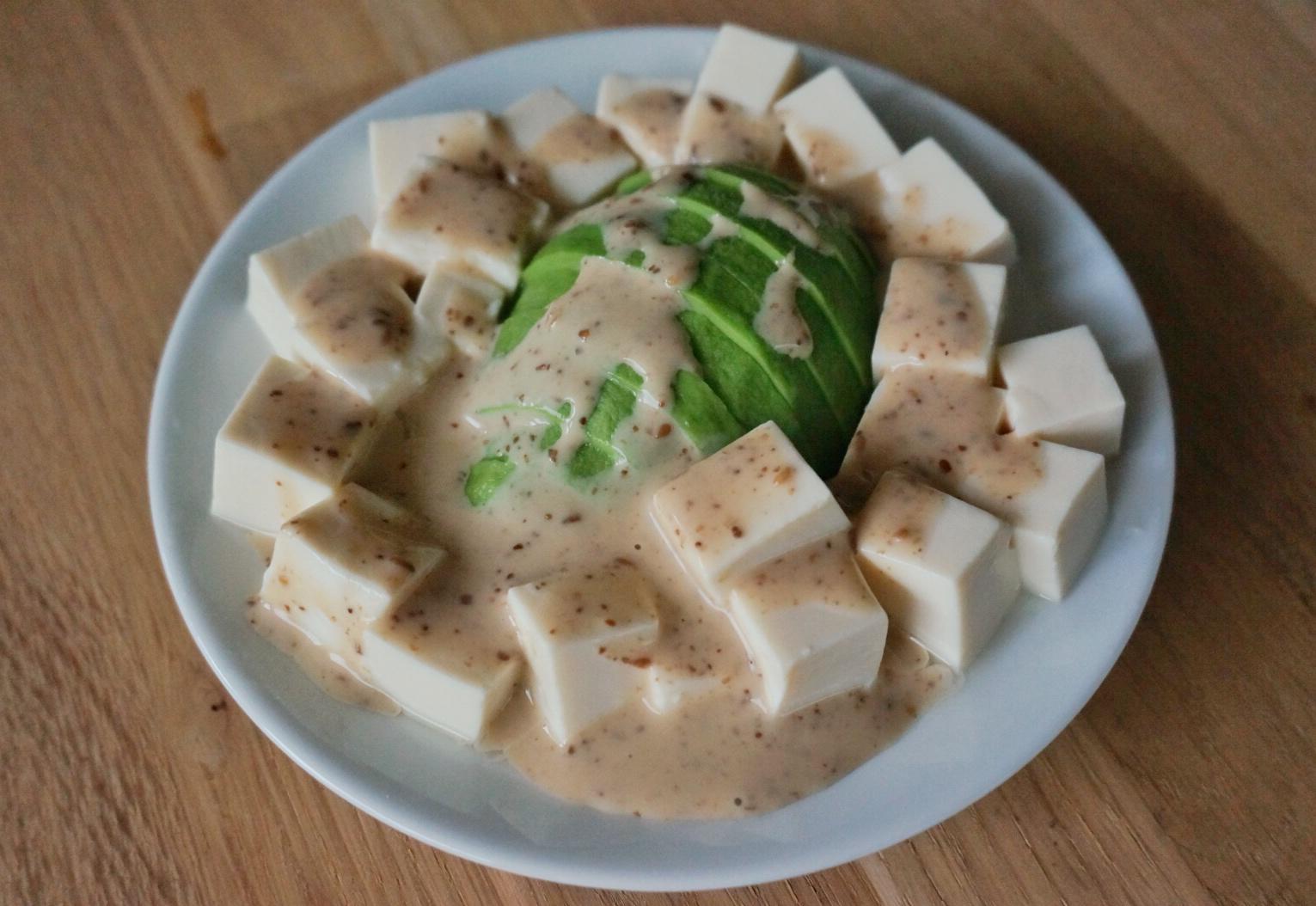 豆腐牛油果沙拉的做法 步骤5