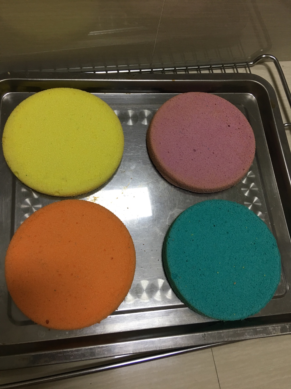 六寸彩虹蛋糕的做法 步骤8