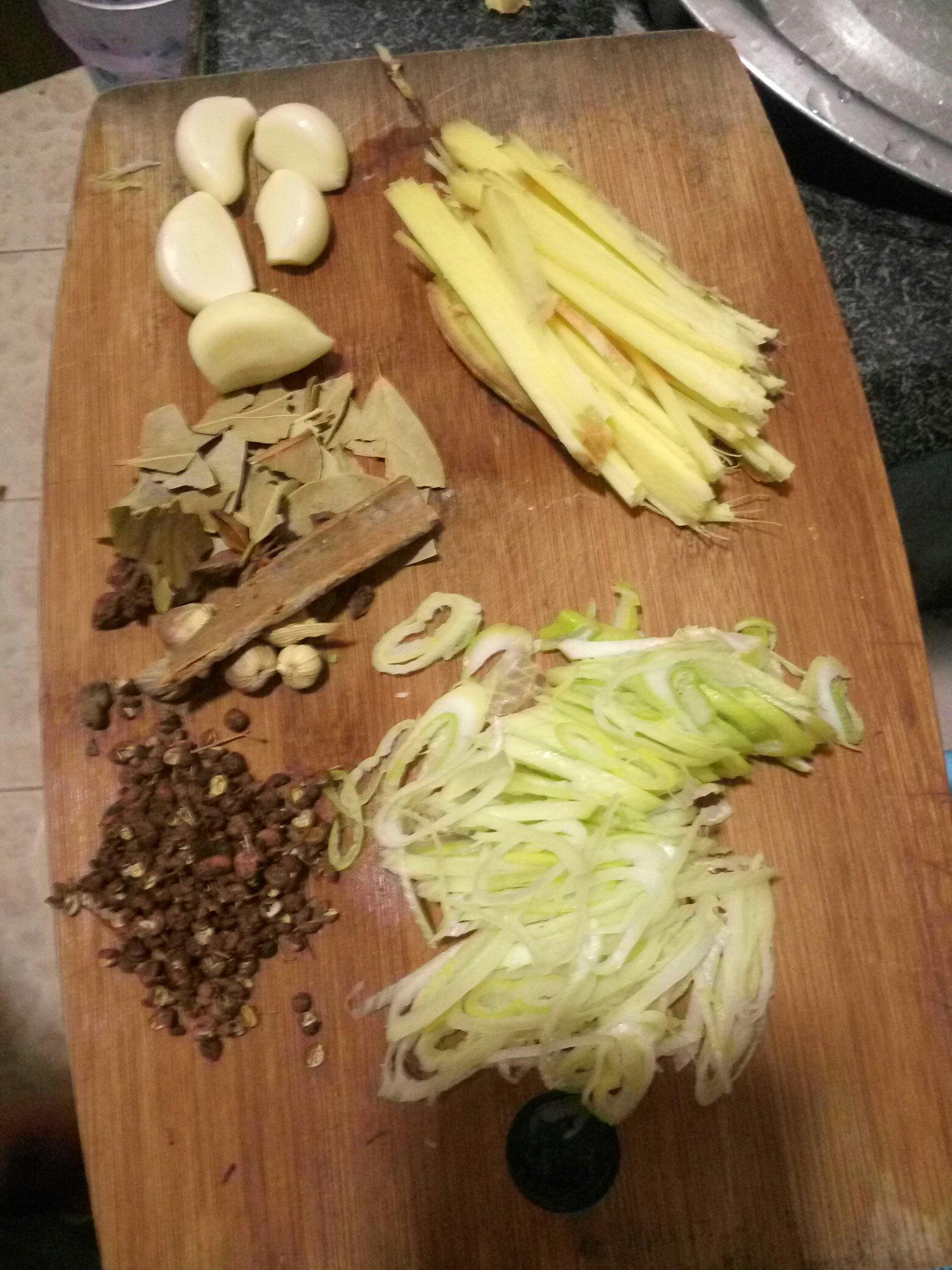 自制雞腿菇醬的做法 步骤3