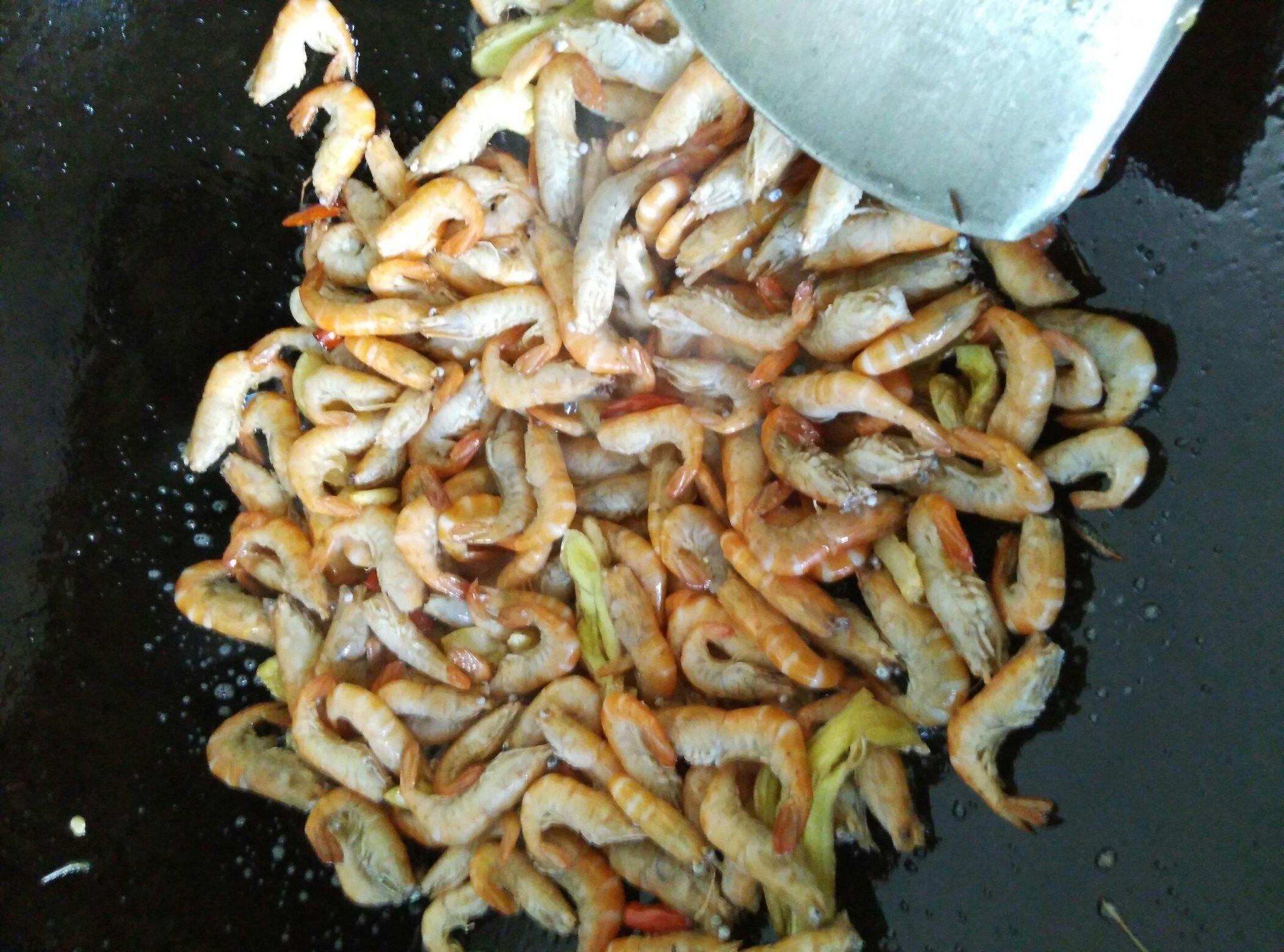 醬爆河蝦的做法 步骤5