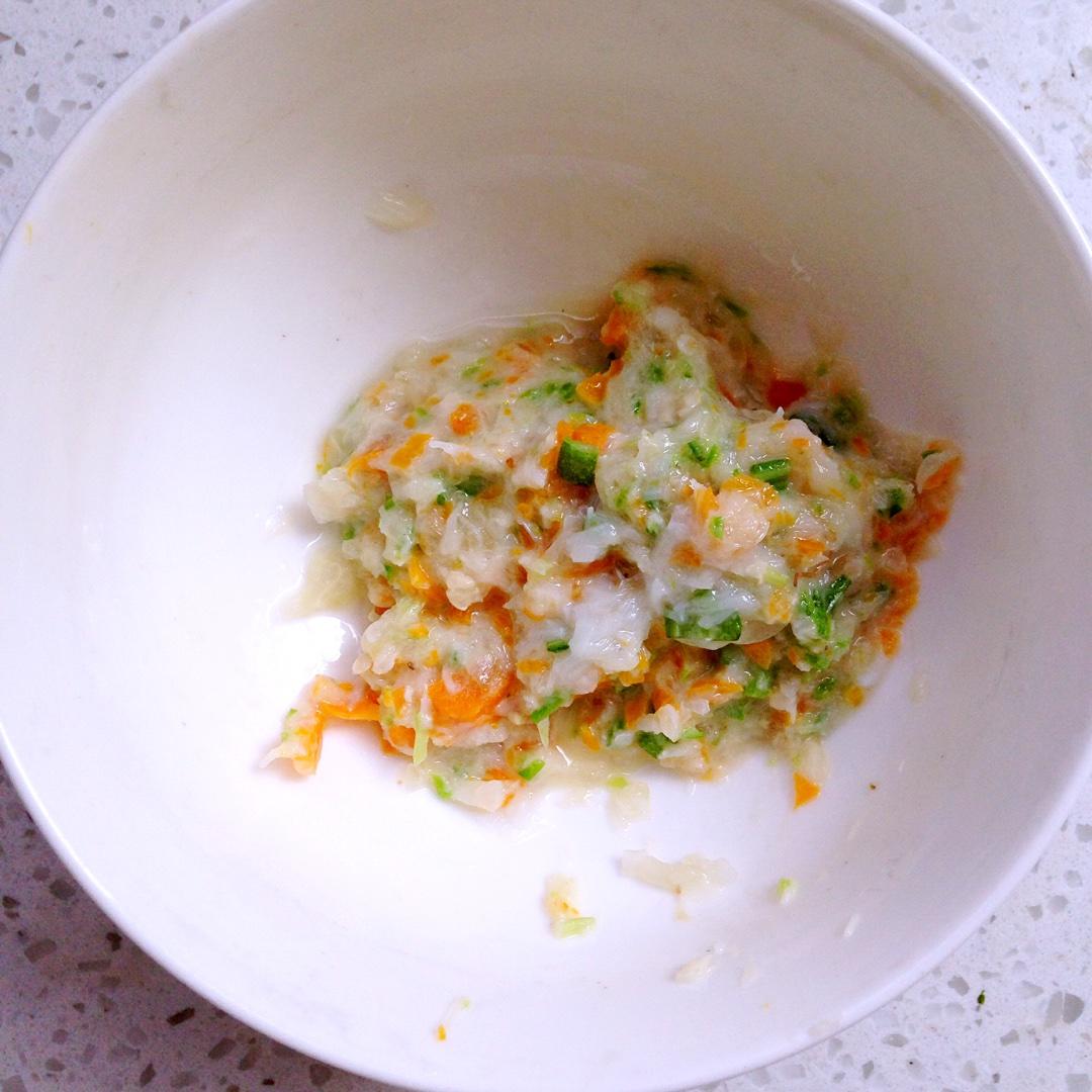 鱈魚秋葵時蔬飯團（小雪人兒童餐）的做法 步骤4