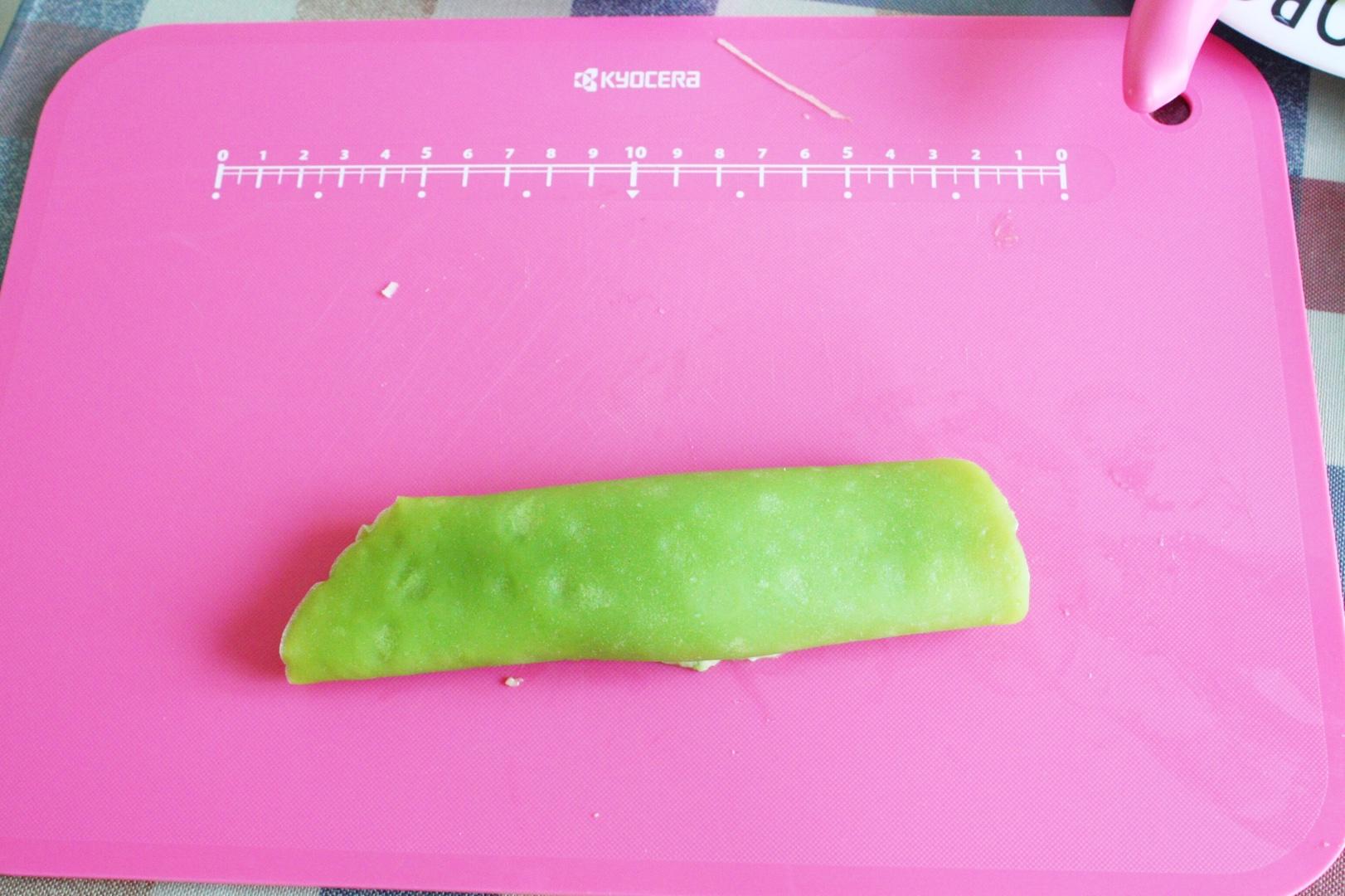 寶寶輔食︰清新爽口的黃瓜卷卷的做法 步骤4