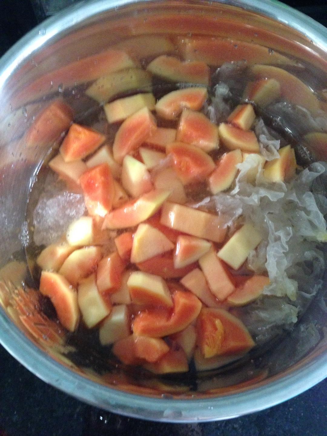 木瓜銀耳甜湯的做法 步骤7