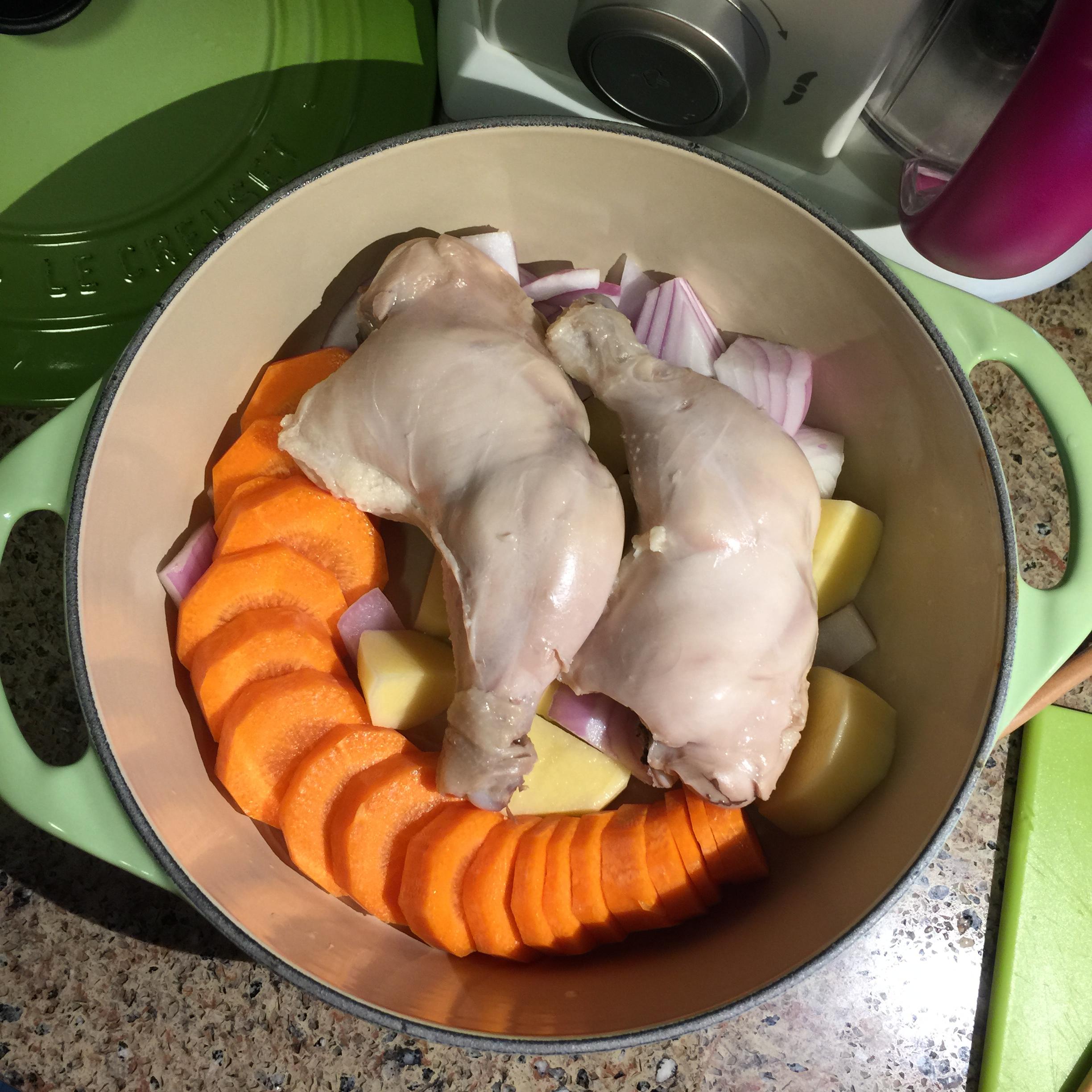 寶寶輔食-雞腿菜肉泥的做法 步骤2