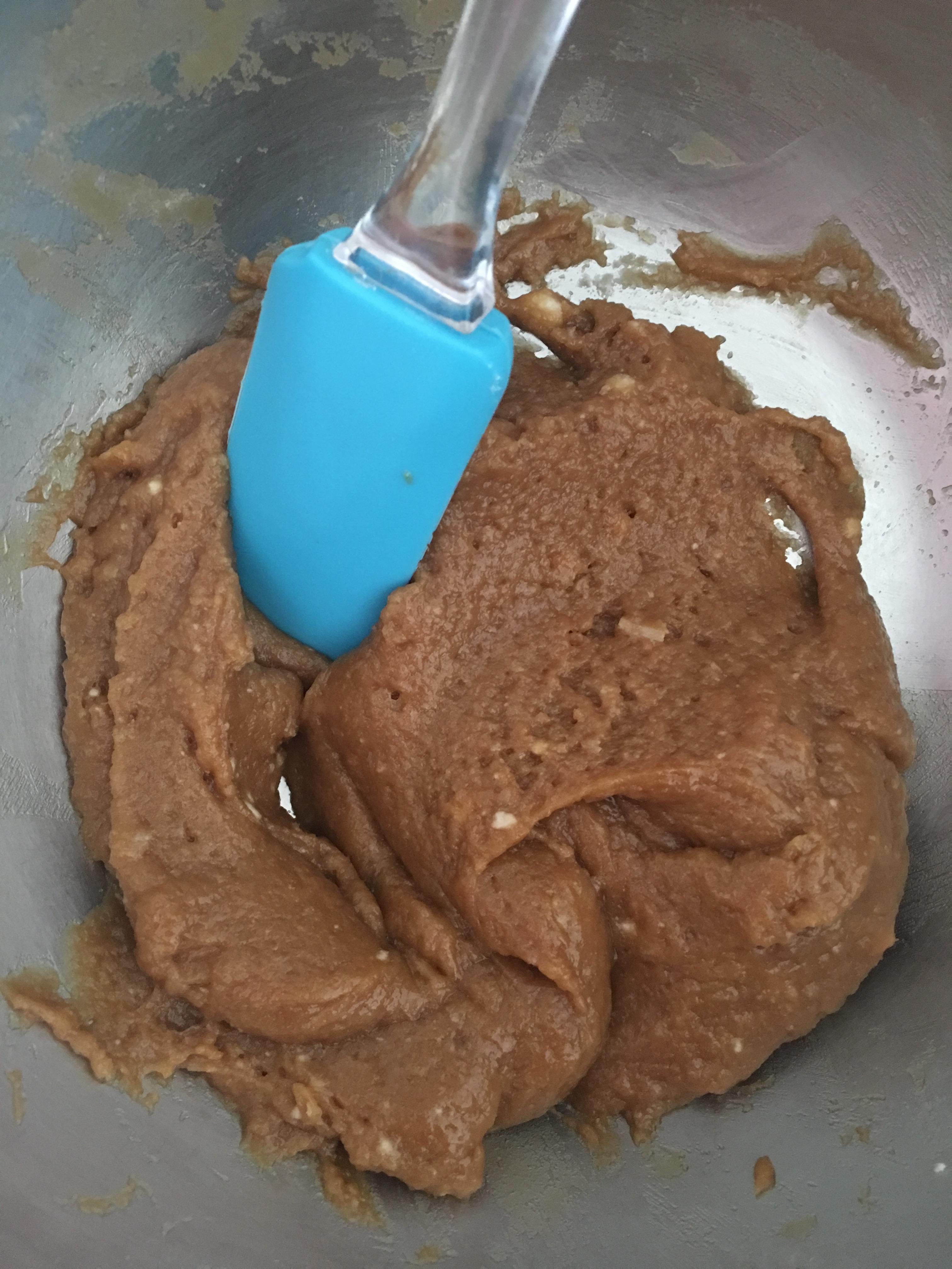 健康椰子油黑糖燕麥高縴餅干的做法 步骤4