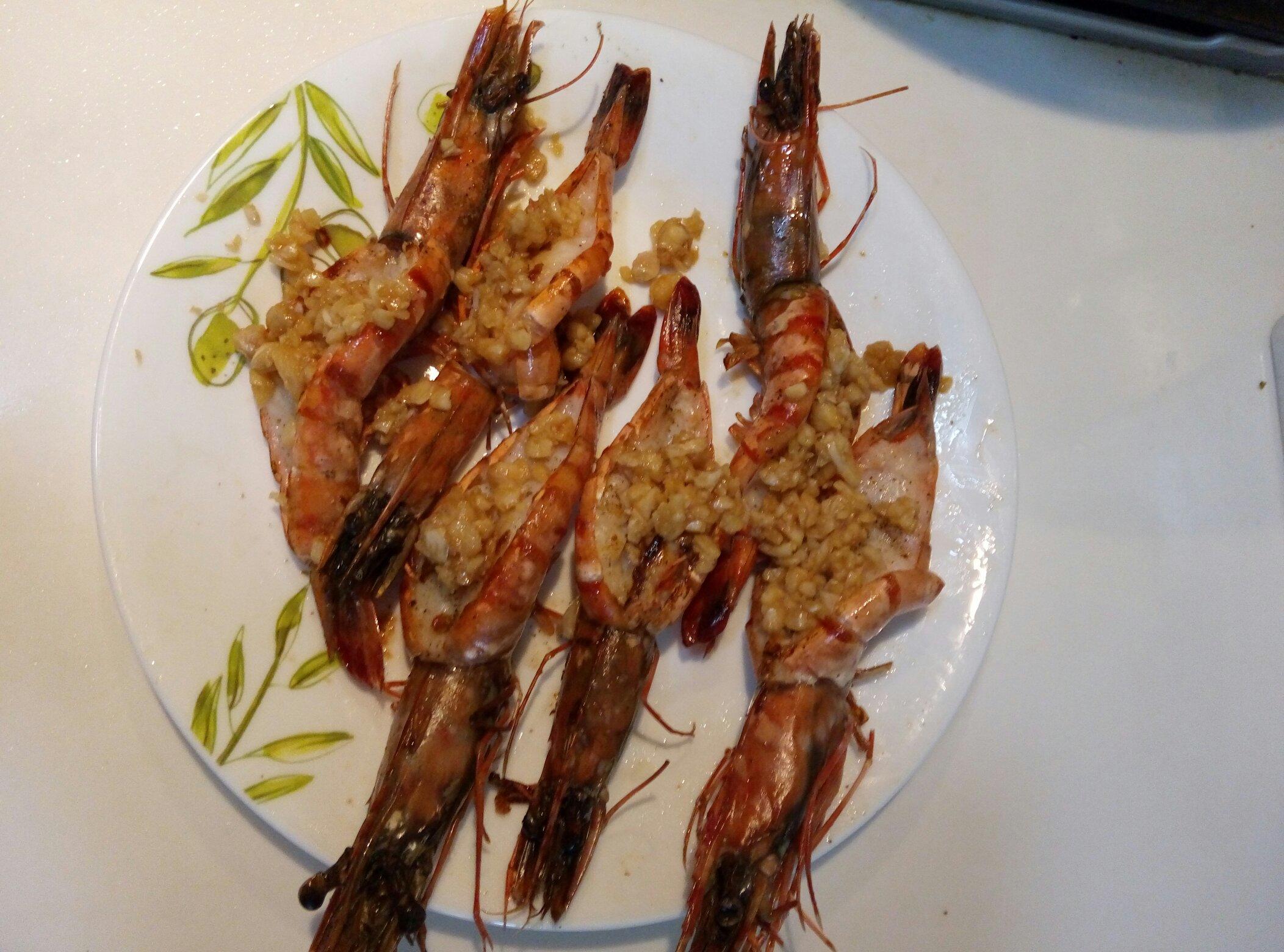 平底鍋煎大蝦，蒜蓉味的做法 步骤10