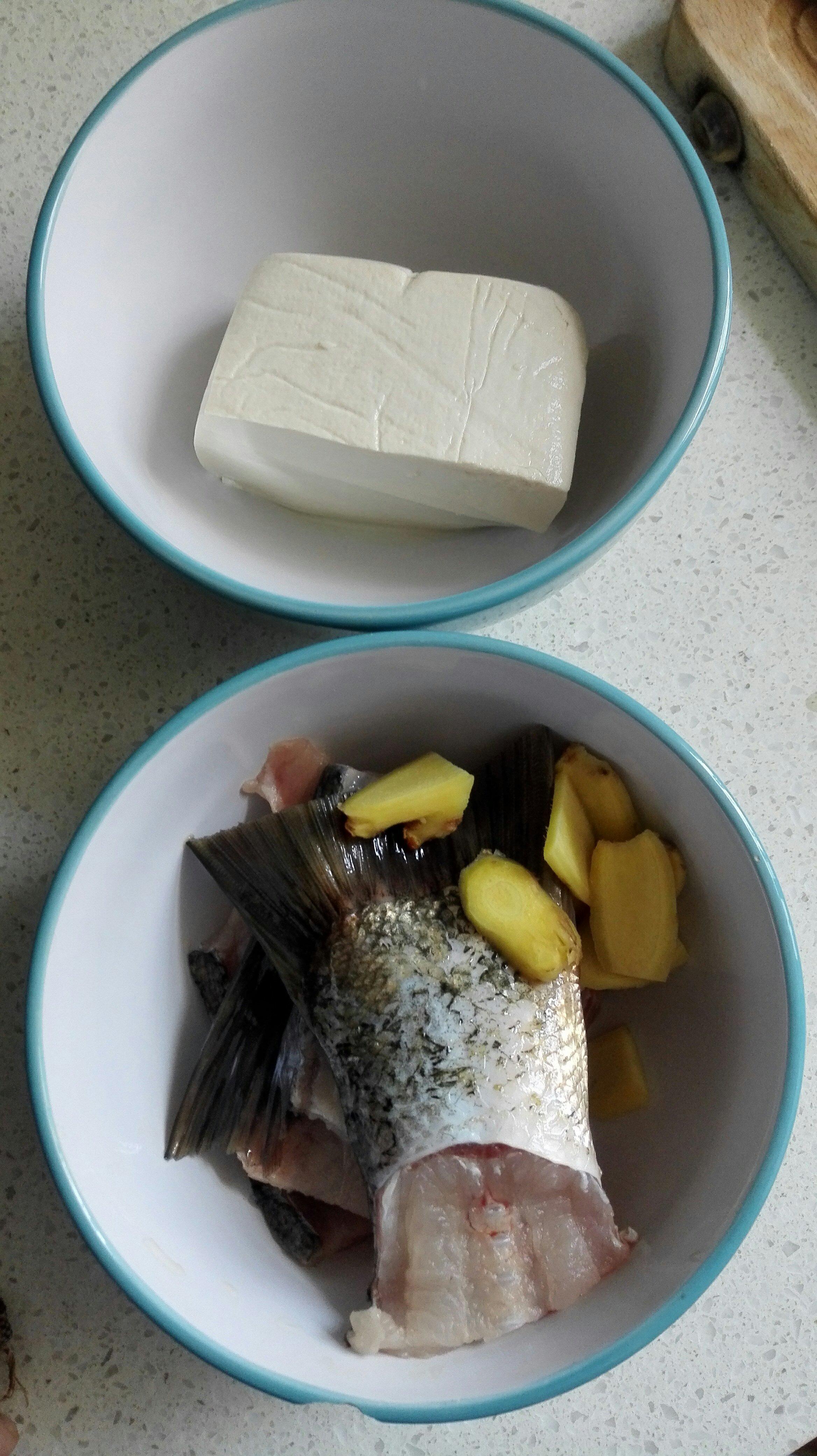 豆腐魚骨湯的做法 步骤13