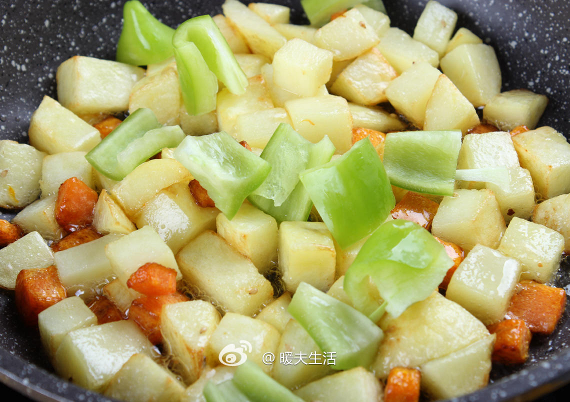 香煎土豆的做法 步骤6