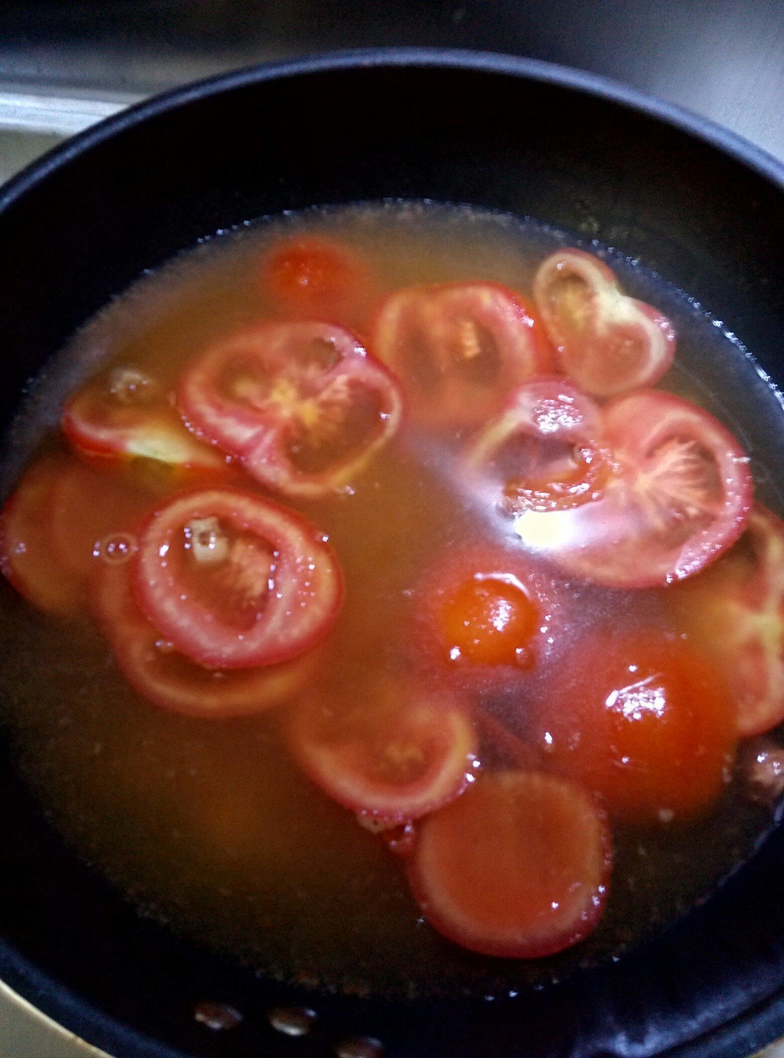 番茄蘑菇豆腐雞肉湯的做法 步骤6