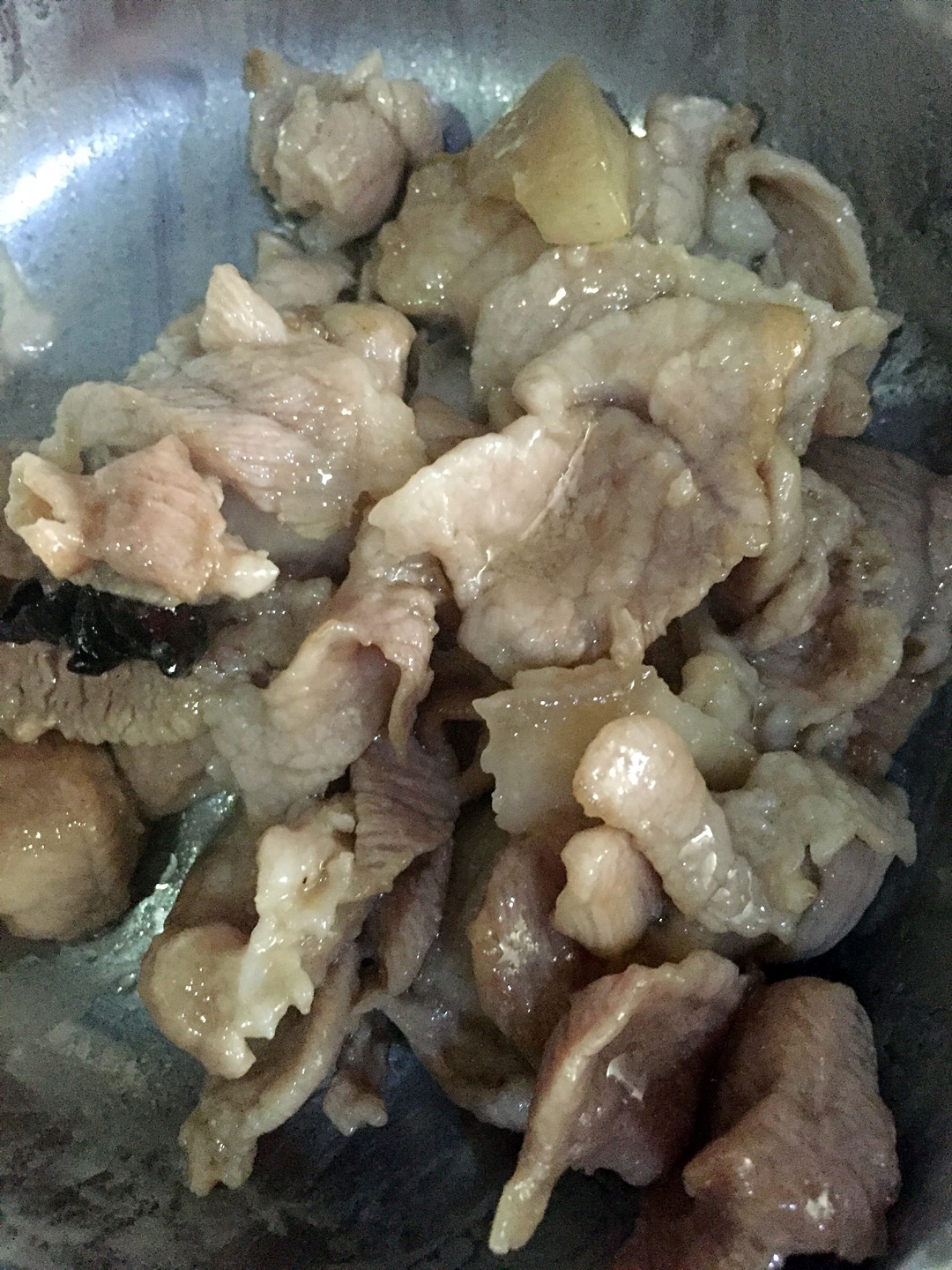 超級下飯的蒜苔炒肉的做法 步骤3