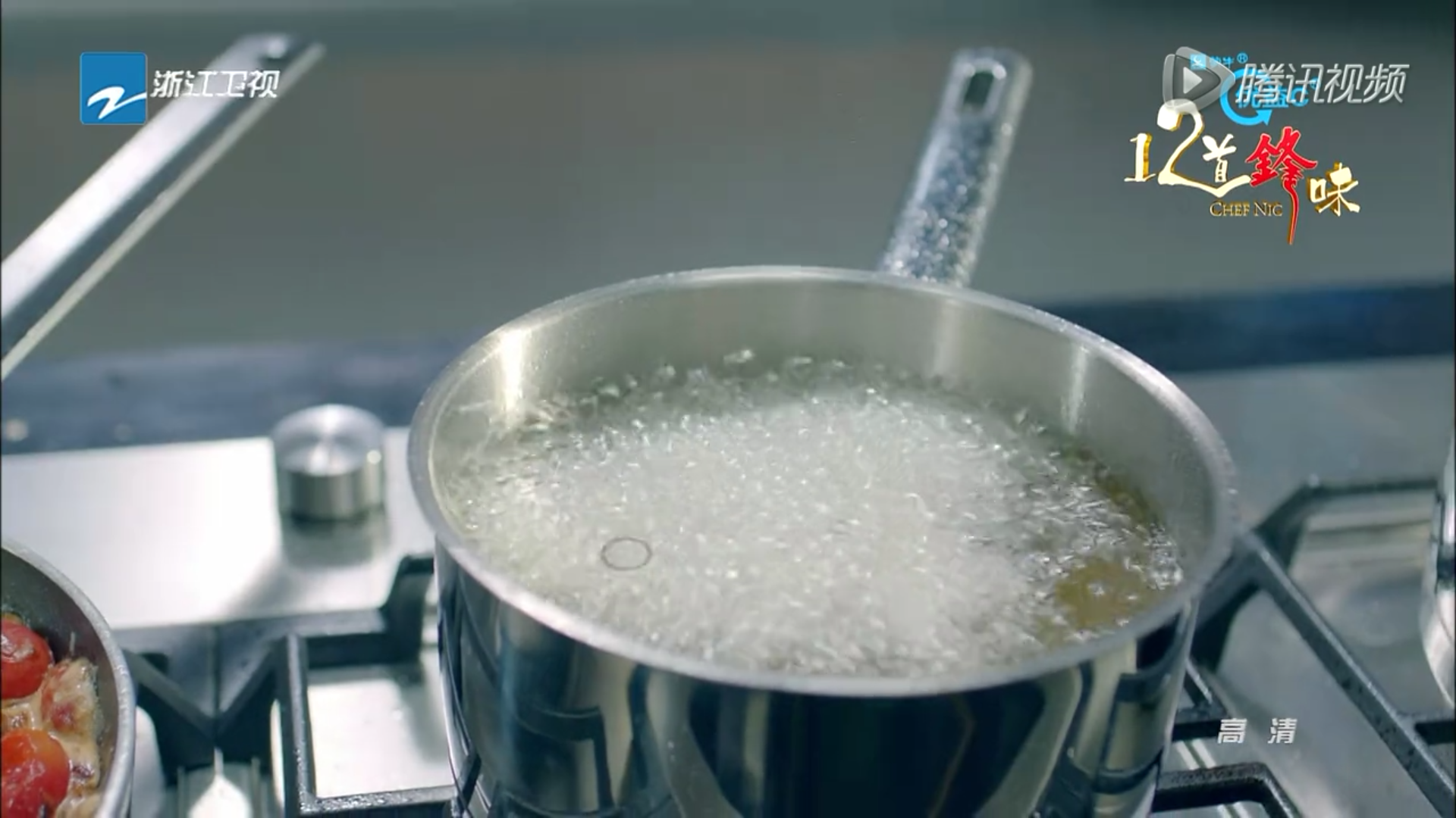 《十二道鋒味》第三季——銀魚白蝦義大利面的做法 步骤12