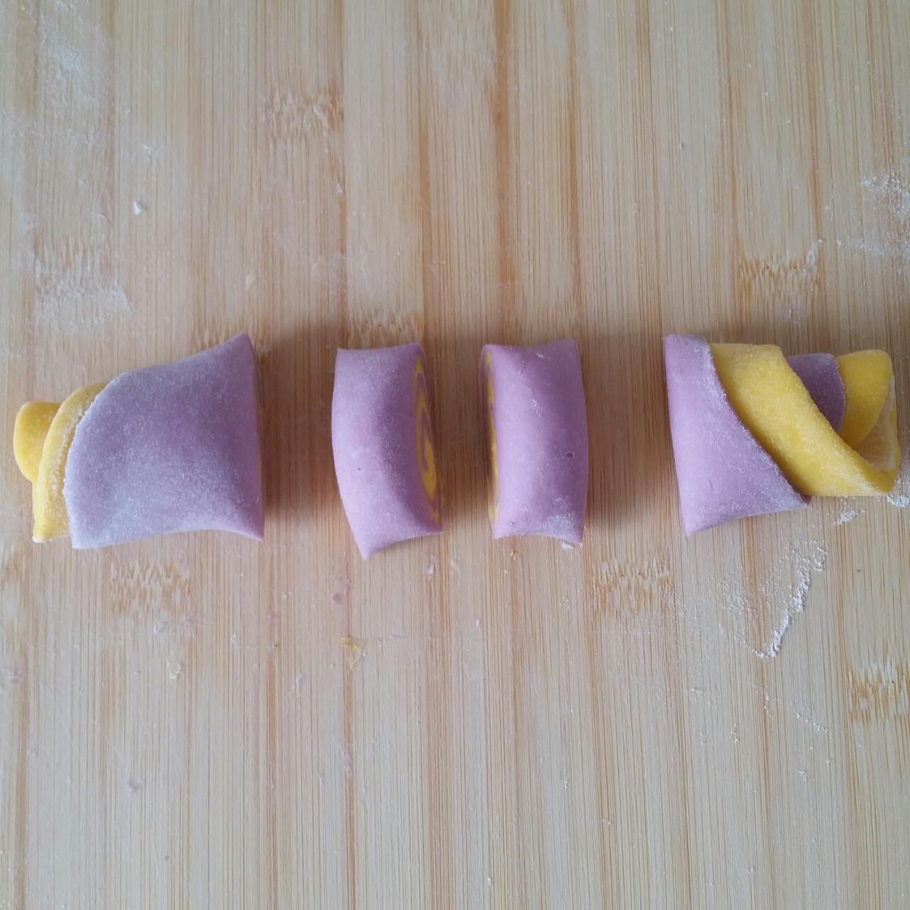 南瓜紫薯花樣饅頭的做法 步骤31