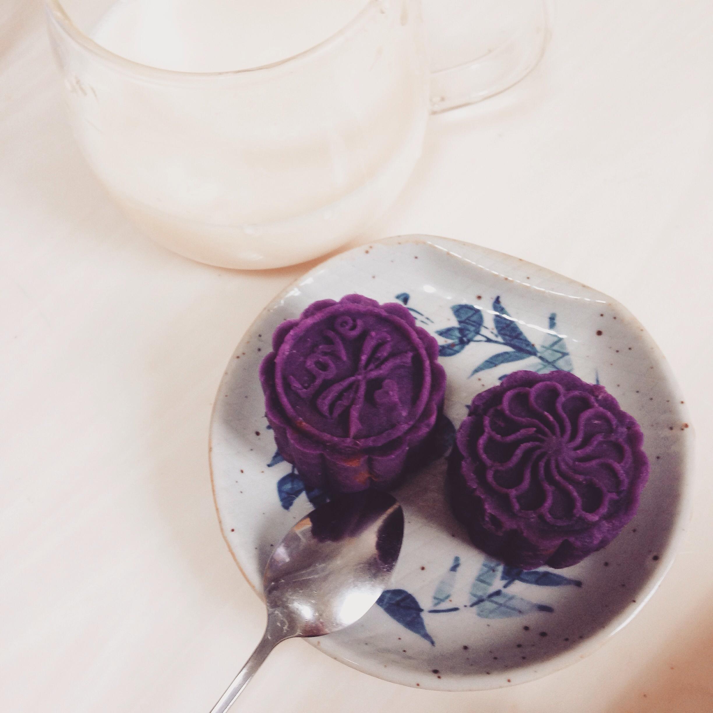 紅豆黑芝麻紫薯糕（也算月餅啦…吧…）的做法 步骤2