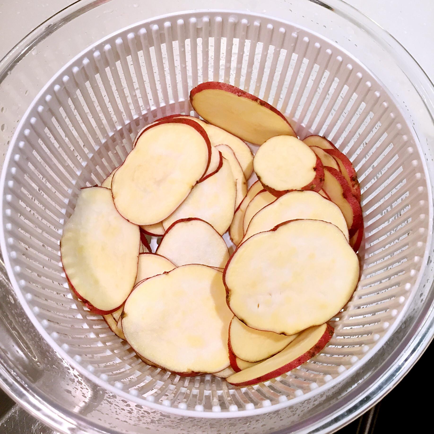 脆脆烤紅薯片（空氣炸鍋版+烤箱版）的做法 步骤2