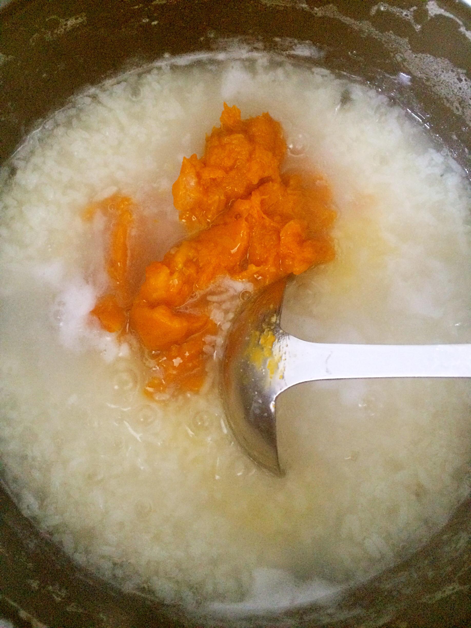 寶寶輔食—南瓜粥的做法 步骤4