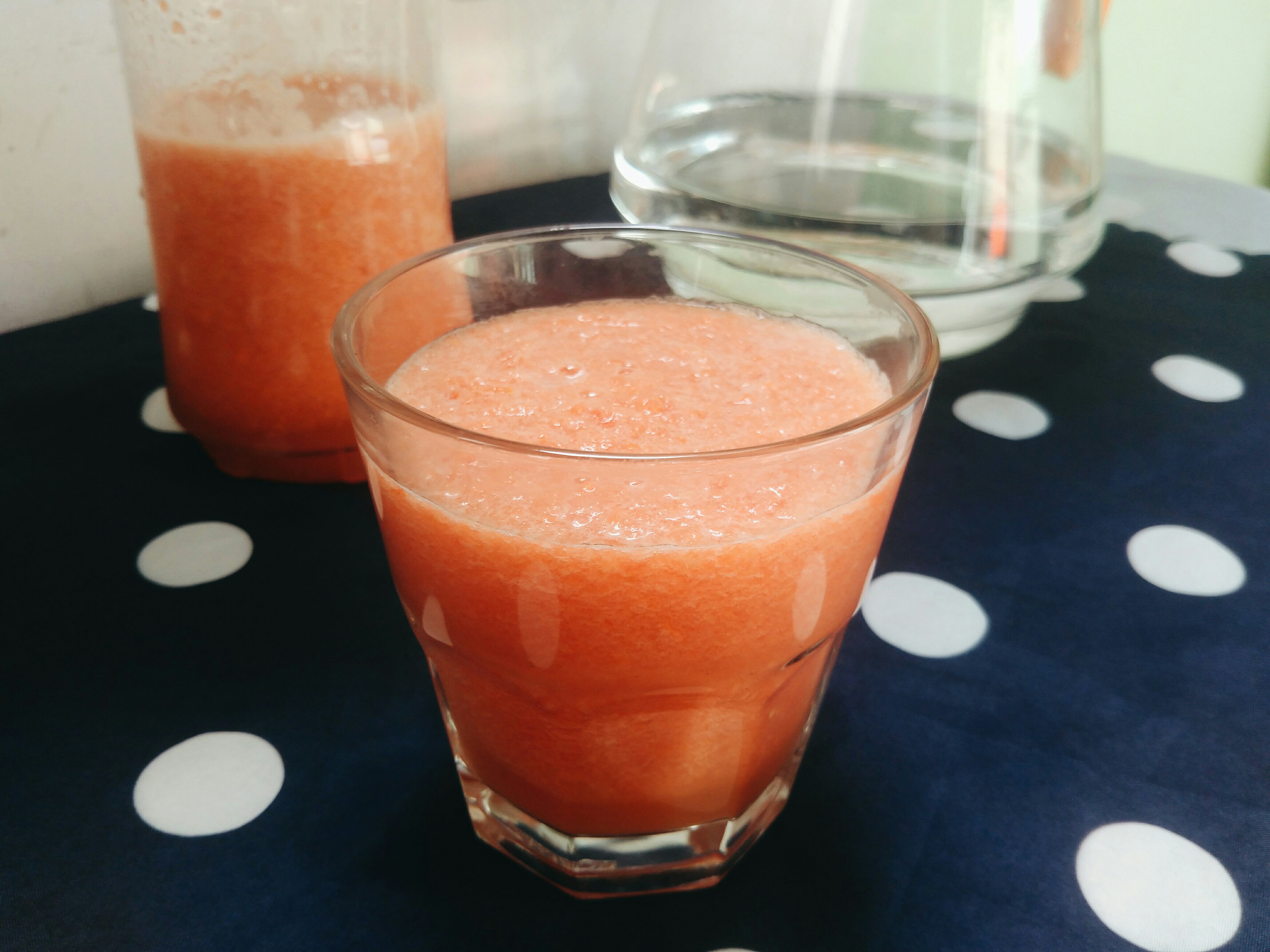 番茄胡蘿卜汁的做法 步骤3