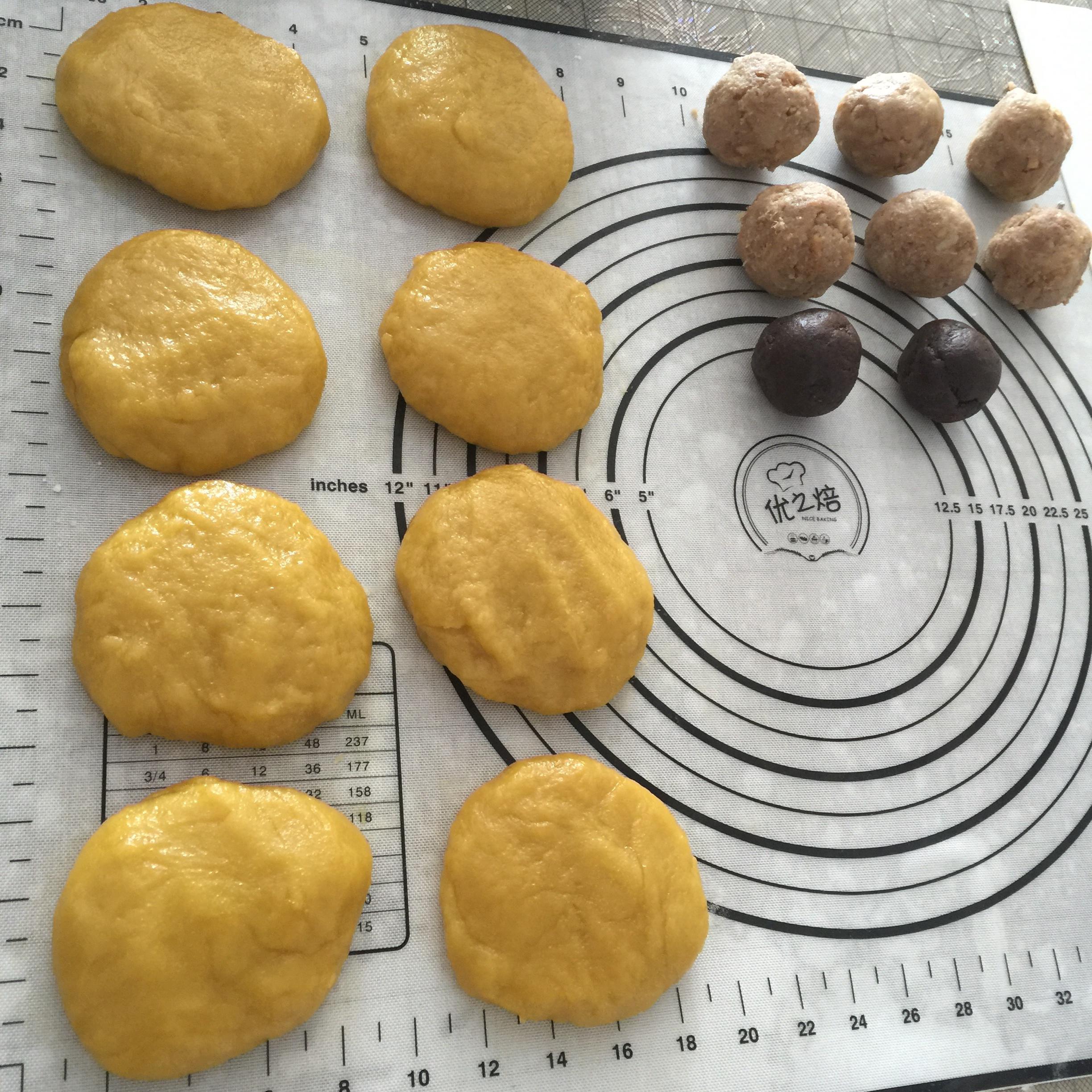 麻油月餅-杏醬核桃仁餡的做法 步骤3