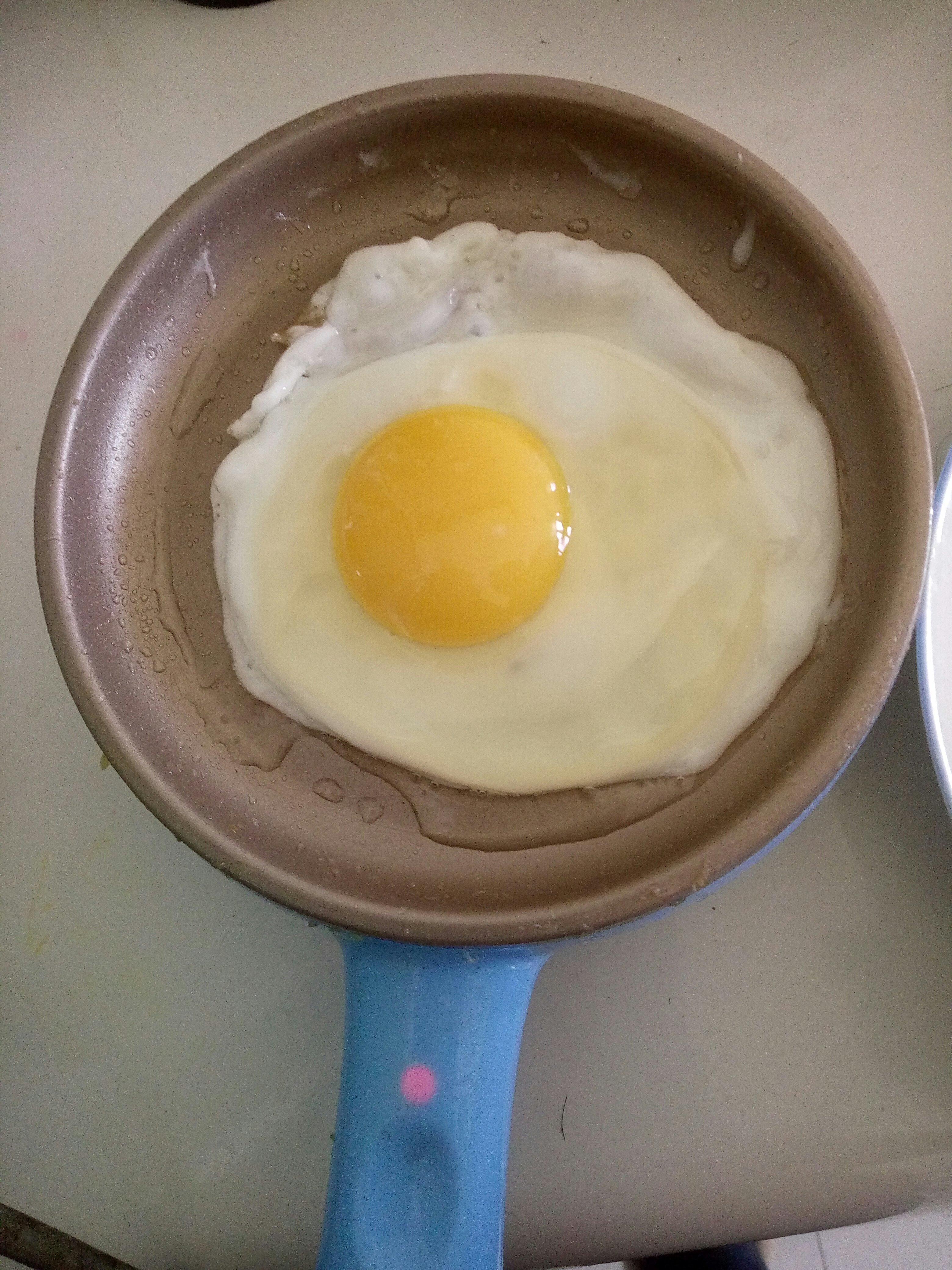 快手糖醋煎雞蛋的做法 步骤1