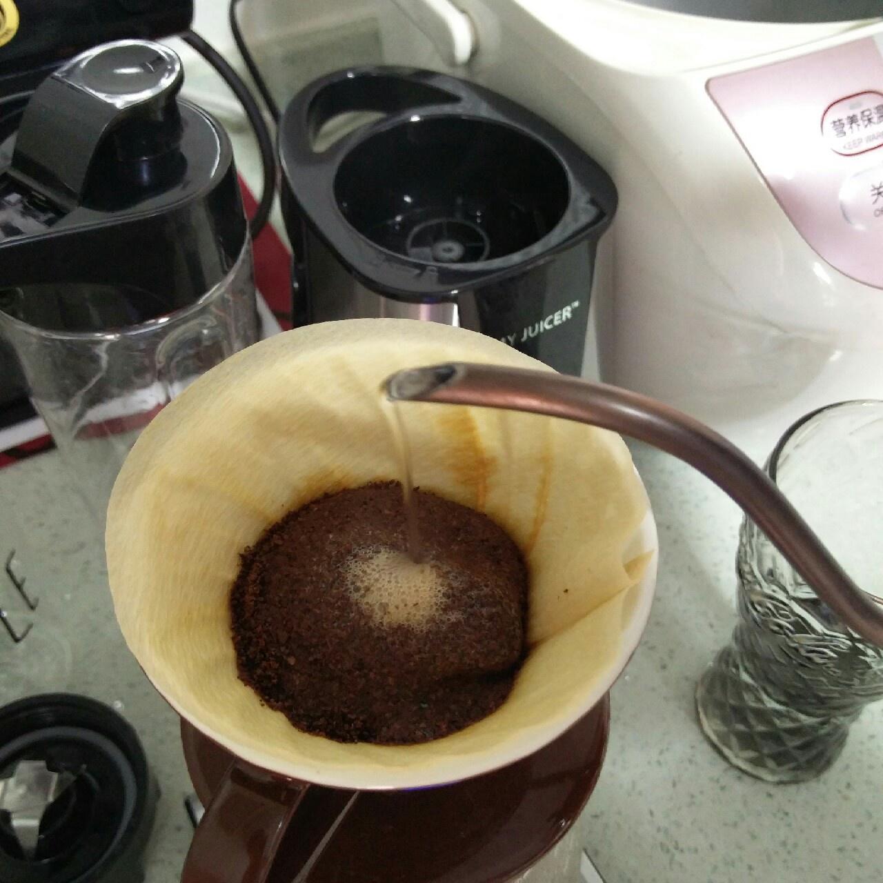 家庭（普通）手沖咖啡的做法 步骤6