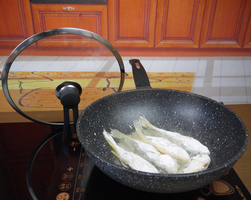 香煎小黃魚的做法 步骤6