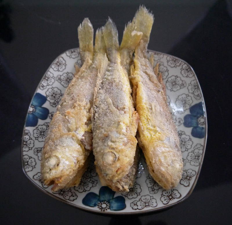 香煎小黃魚的做法 步骤9