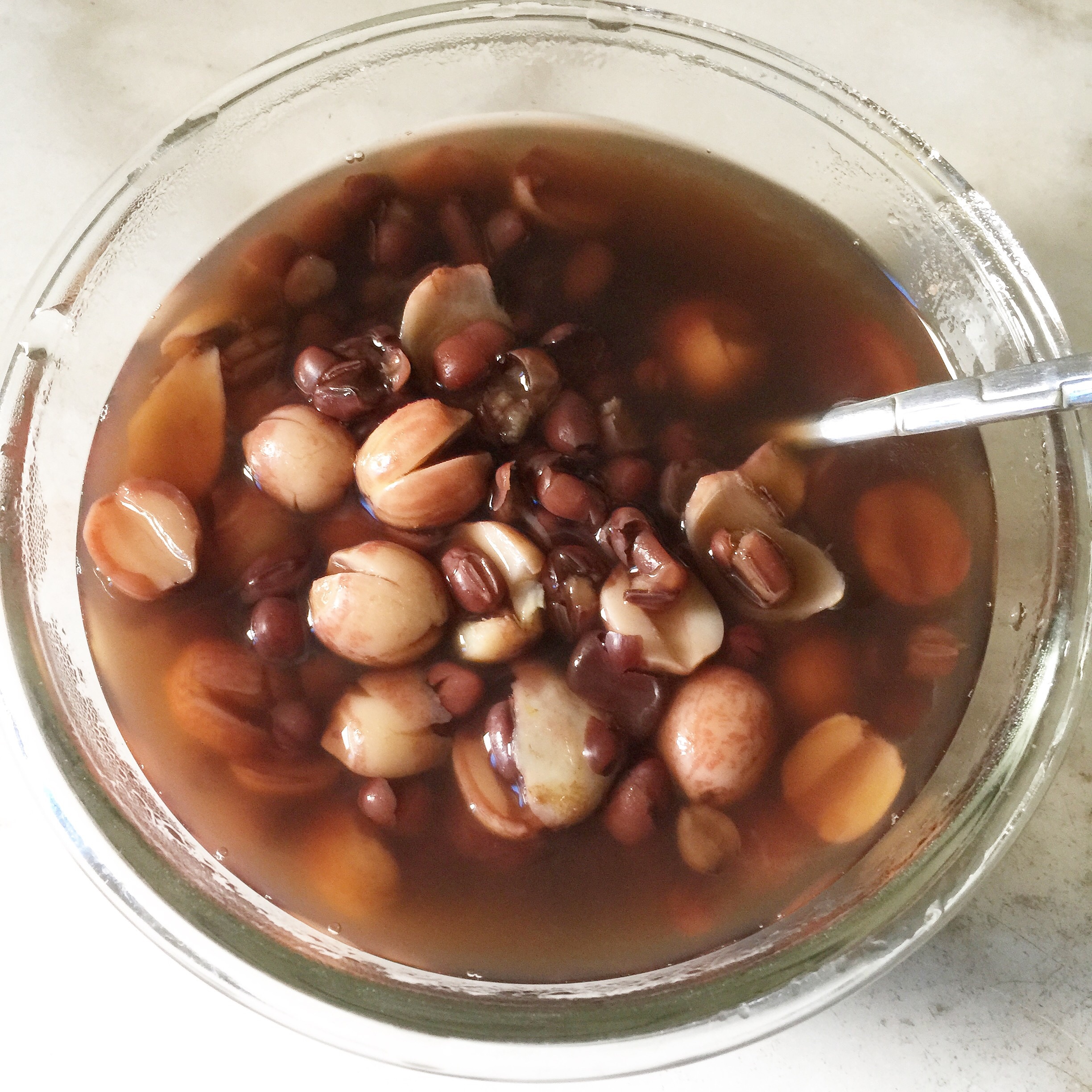 百合蓮子紅豆湯的做法 步骤3